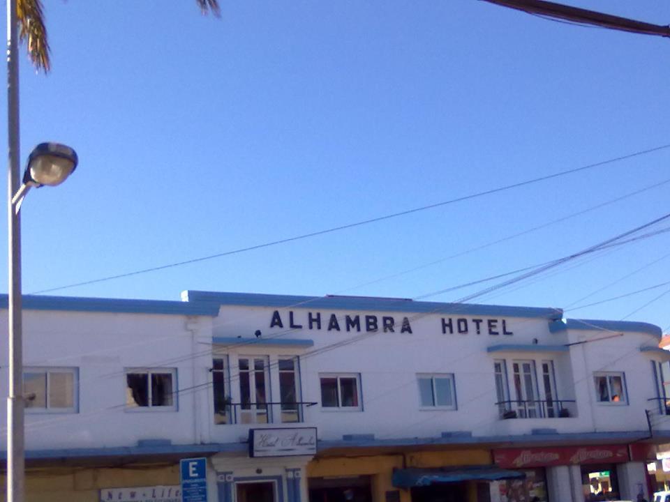 Alhambra Hotel San Antonio  Exteriör bild